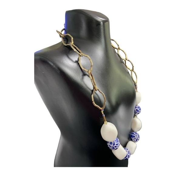Handmade and Painted Ceramic, beaded and stone necklace with gold chain links - Picture 4 of 11